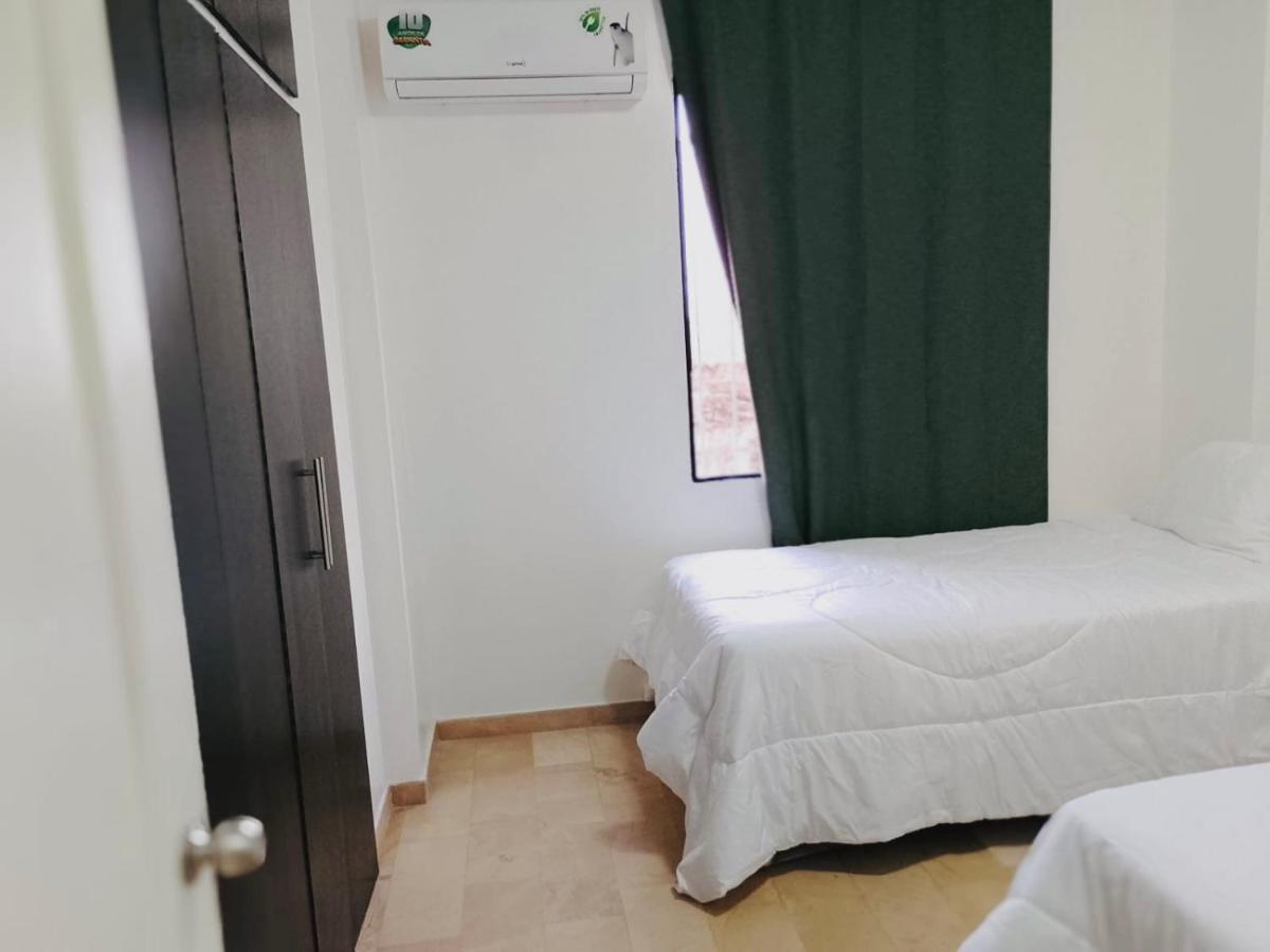 Large 2-Bedroom Apartment, Close To The American Consulate Guayaquil Exteriör bild